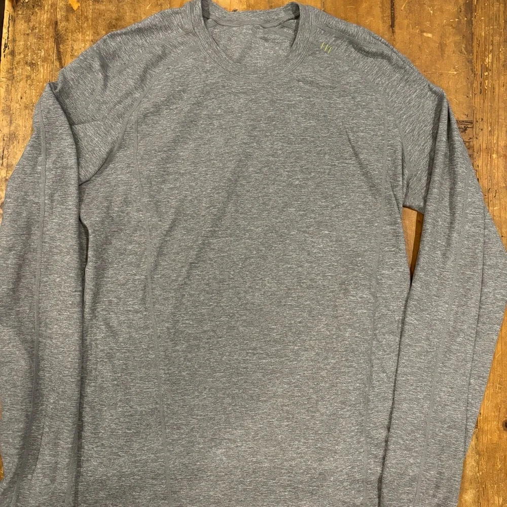 Lululemon Long Sleeve Top Shirt Mens XLarge Stretch Heathered Crewneck